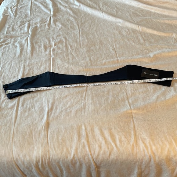 Monique Lhuillier Curved Black Belt main image 8